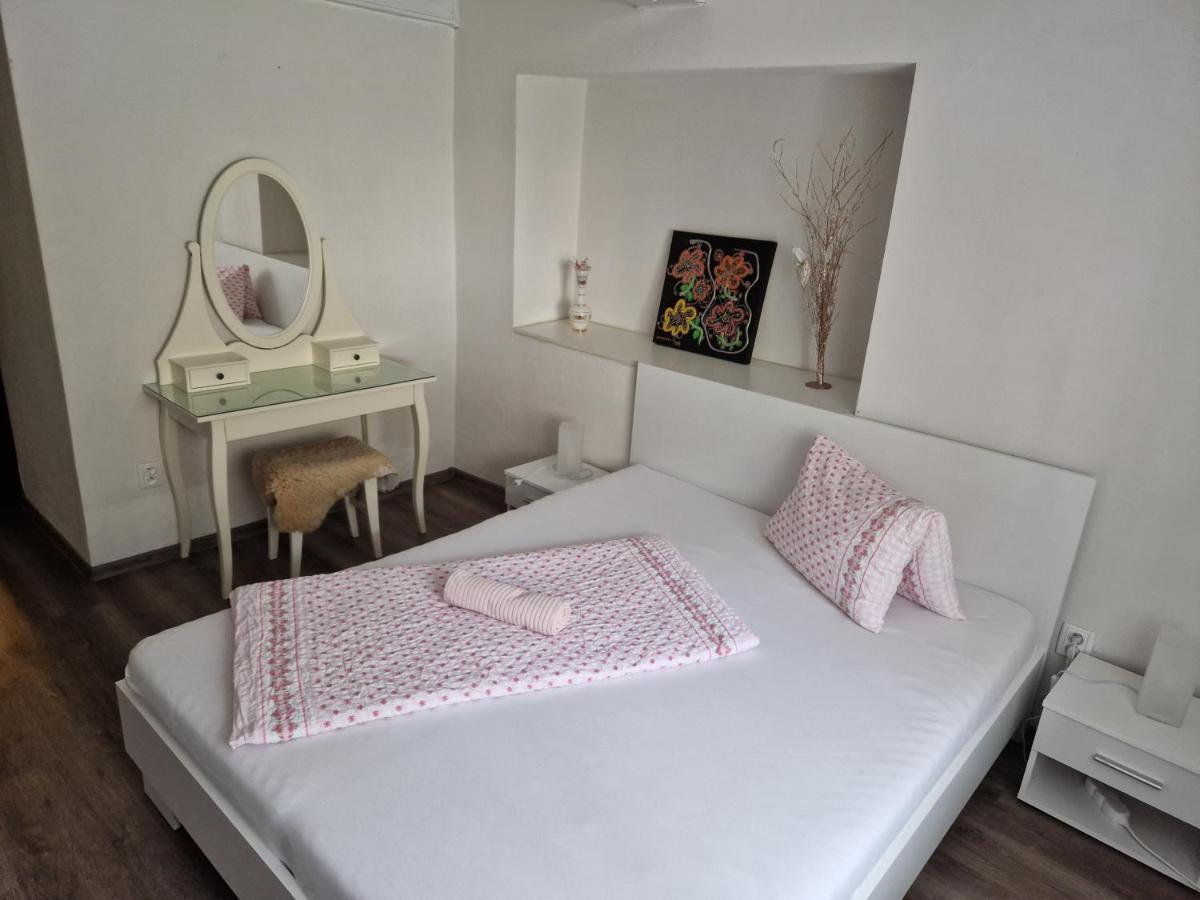 Apartmany St. Maria Старые-Горы Экстерьер фото