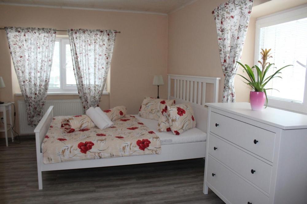 Apartmany St. Maria Старые-Горы Экстерьер фото